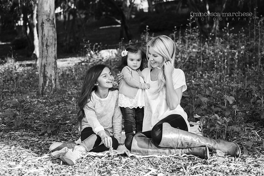 mother and daughters - Francesca Marchese Photography